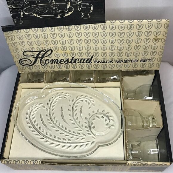 Federal Glass Other - Vintage Federal Glass Homestead Snack Set.  Set of four:  Plates, cups, parfait